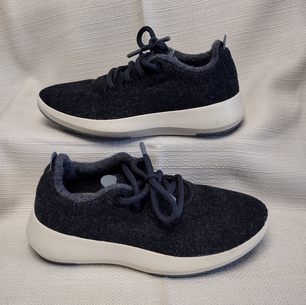Allbirds Blue Running Shoes size 6